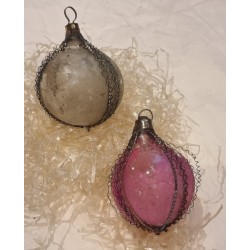 Antique glass ornament, gelatine and wire, h: 5 cm.