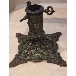 Antique tree foot, art nouveau, angels, lilies, iris, size : 28 x 28, h: 25 cm, Ø: 6 cm.