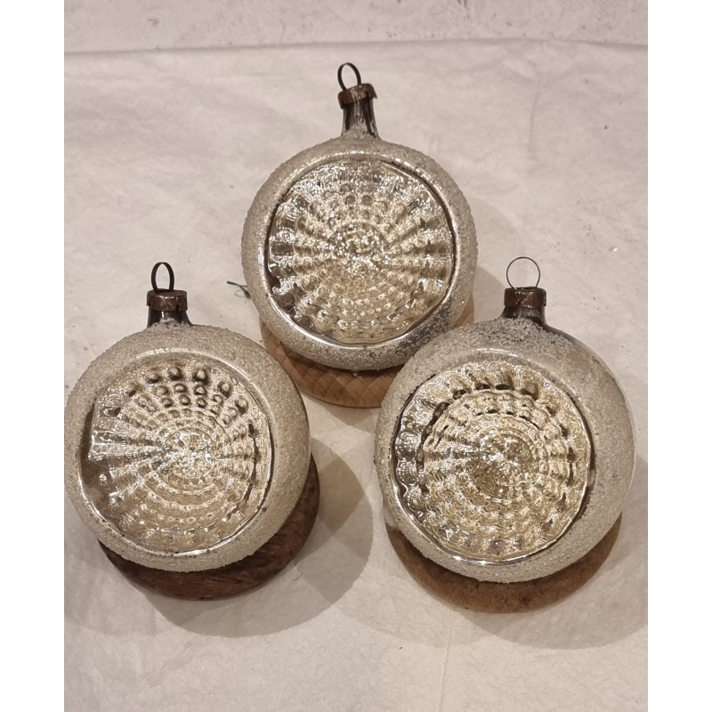 Old glass ornament, reflector, silver/white, h: 5,5 cm.