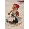 Old pine cone elf with mouse, cat and porridge, h: 7 cm.