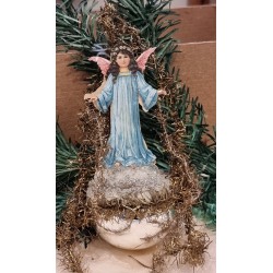 Antique tinsel ornament on a glass ornament with 2 angels, h: 16 cm.