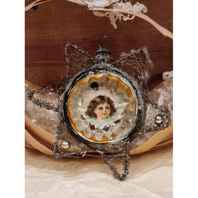 Antikt glaspynt, reflektor med tråd og tinsel, h: 8 cm.