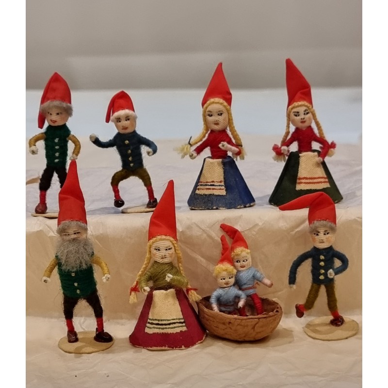 Samling gamle piberenser nisser, h: 8 cm (den højeste). (9stk)