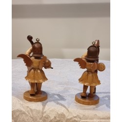 Antikt Wendt und Kühn orkester, 2 "stjerne" musikere, h: 6,5 cm (figur) (2stk).