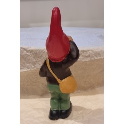 Gammel keramiknisse, Heissner med taske, h: 20 cm.