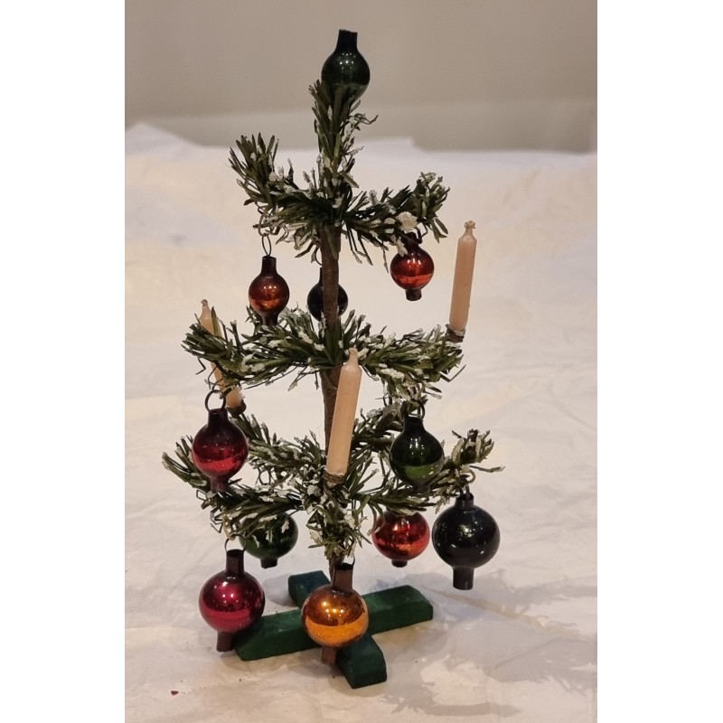 Antique paper tree with orig. glass ornaments and candleholders, h: 18 cm.
