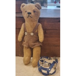 Small antique Teddy with trousers and belt, h: 25 cm