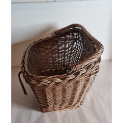Gammel fin cykel kurv, mål: 48 x 32 x 30 cm.
