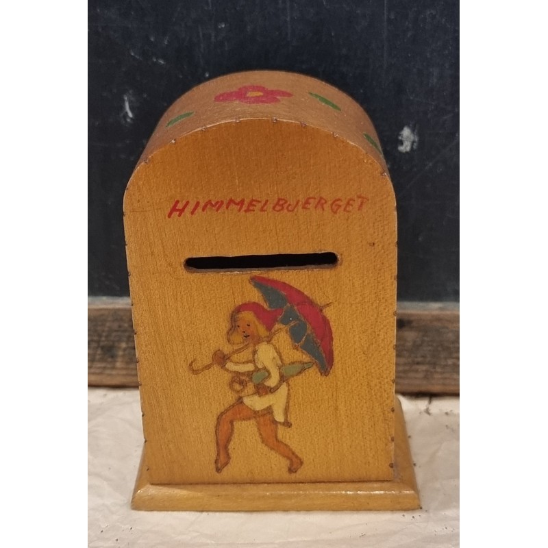 Old souvenir from Himmelbjerget med Ole Lukøje, h: 9,5 cm.