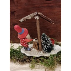 Old pine cone elf with hat, tree and house, h: 11 cm (house)