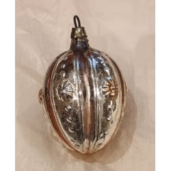Antikt glaspynt, jugend kugle med orig. ophæng, h. 7 cm.