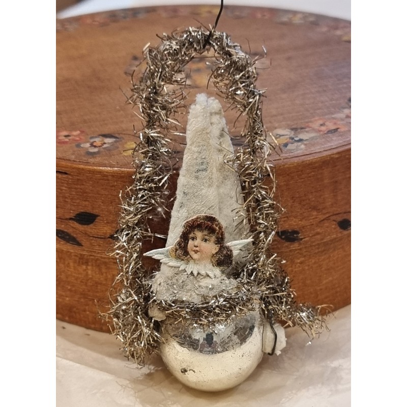 Antik tinsel-, vat- og glas pynt med engel, h: 11 cm.