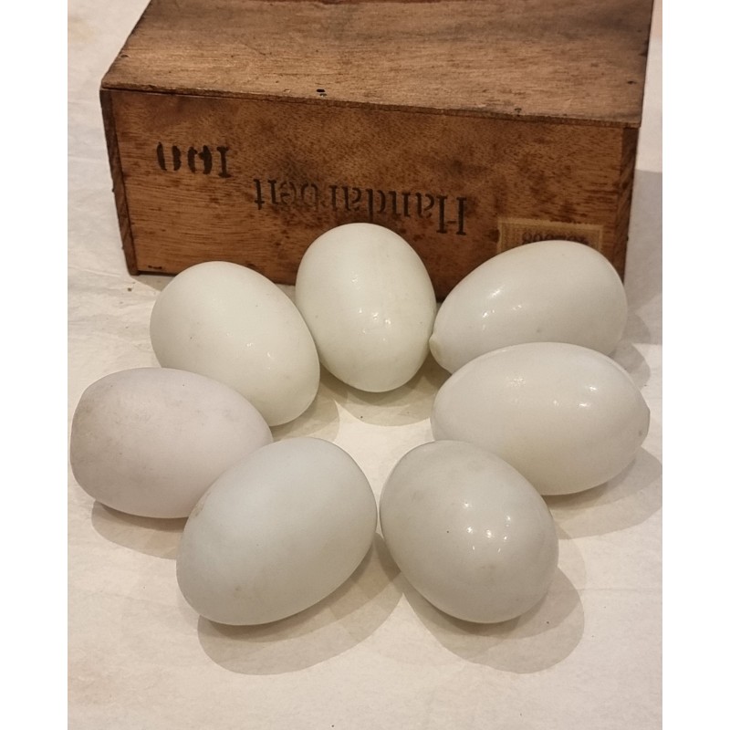 7 antique nest egg in opaline glass, h: 7 cm. (7x)