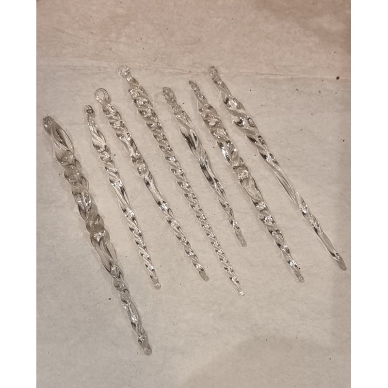 Antikt glaspynt, istapper, l. 11 - 7,5 cm. (7stk.)