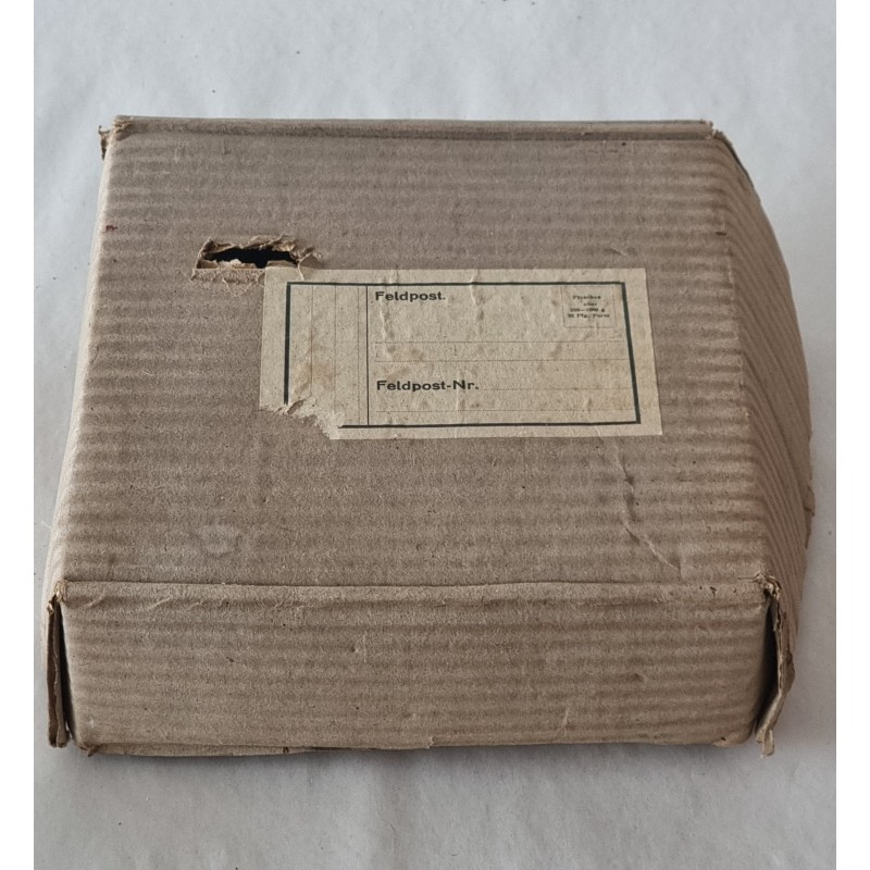 Old field post box ? (World War 1 or 2), size: 25  x 25 x 9 cm.