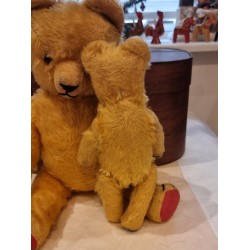 Gammel Holstebro bamse (1945 - 1961), h: 25 cm.