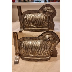 Old double chocolate form, bunny, size: 12,5 x 17 cm.
