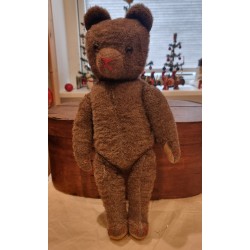 Gammel brun bamse, navn ?, h: 45 cm.