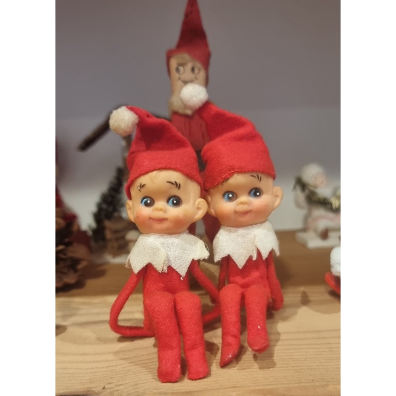 Old elves in felted clothing, h: 10 cm. (2x)