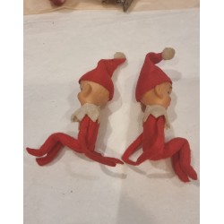 Gamle nisser i filt tøj, h: 10 cm. (2stk)