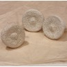 Gammelt papmachè pynt, klokker med "sukker", h: 4 - 5 cm. (3stk)