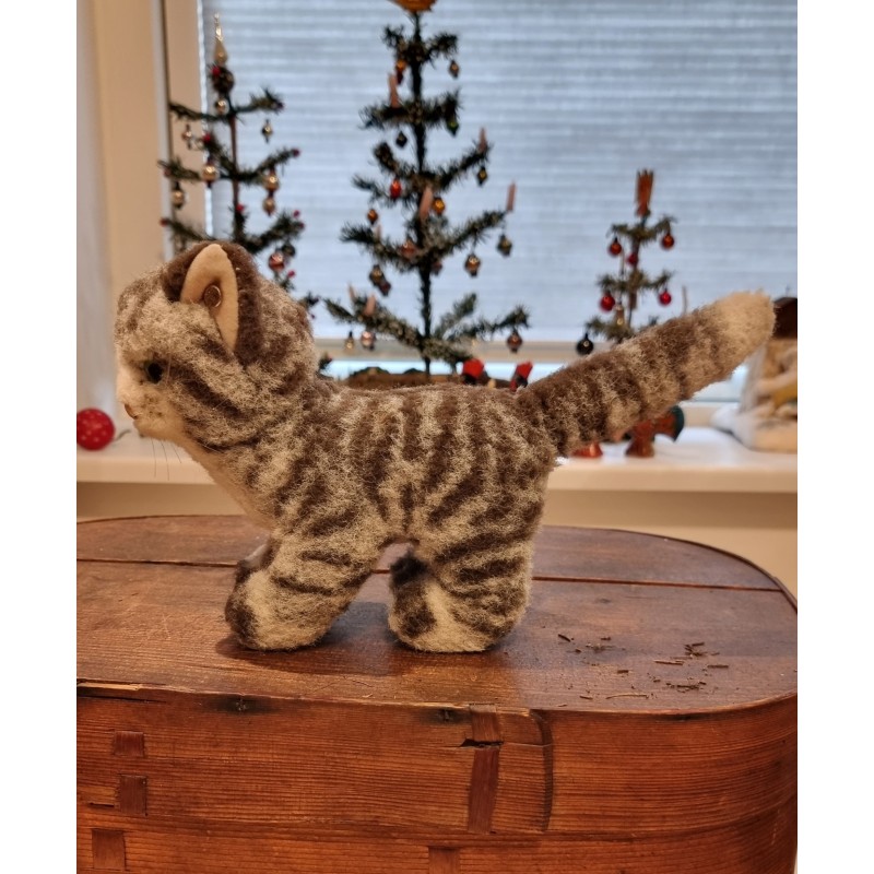 Gammel Steiff kat, h: 16 cm