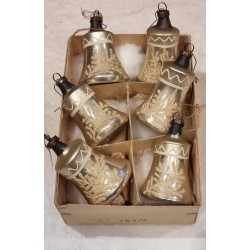 Box with antique glass...