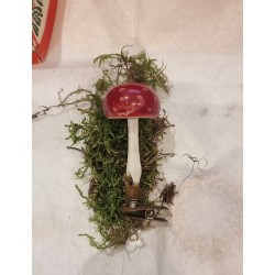 Gammelt glaspynt, svamp på clips, h: 9 cm.