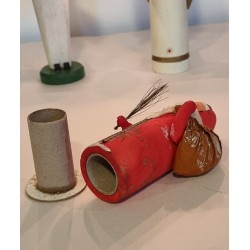 Antique Santa with a sack, cooton og papier-mache, candycontainer, h: 14 cm.