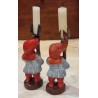 Antik gips nisse med lysholder, h: 12 cm.