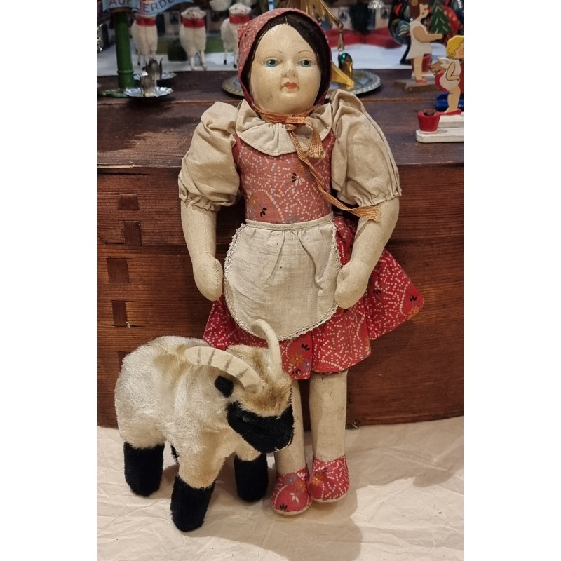 Antique doll with painted face and braids ..., h: 30 cm.