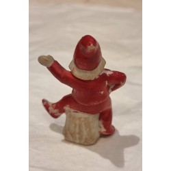 Antique bisquit elf on ice, h: 5,5 cm.