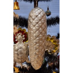 Antique candycontainer, pinecone, cardboard with silver foil, h: 21 cm.