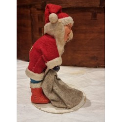 Gammel julemand med sæk, papmachè hoved, h: 14 cm.