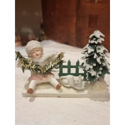 Display with snow child, cat and tree, size: 7,5 x 10 x 3 cm.