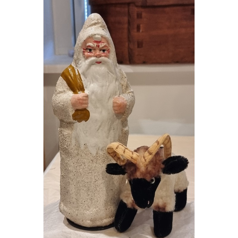 Santa in papier-mache, candycontainer, h: 29 cm. White.