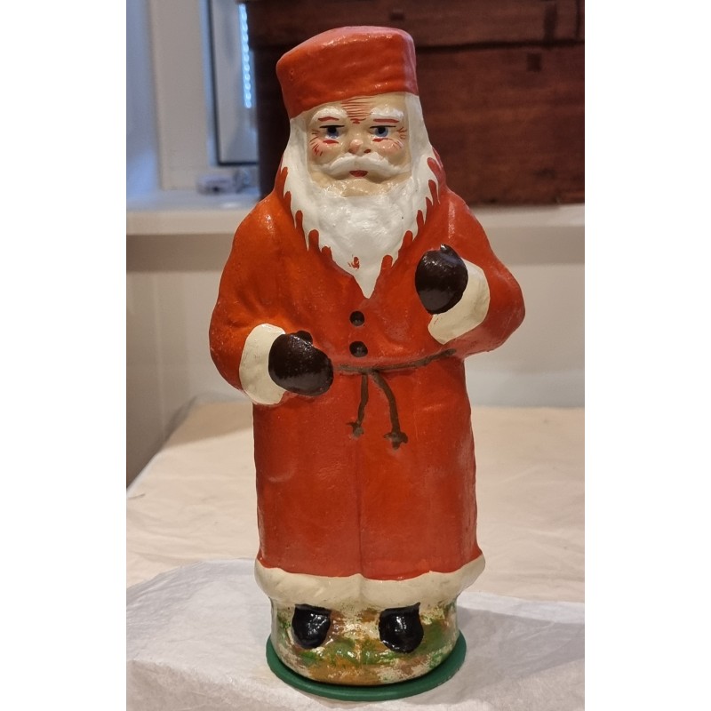 Santa in papier-mache, candycontainer, h: 26,5 cm.