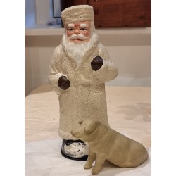 Old pottery, piggy bank,...