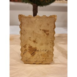 Antikt 3 D kort, barn i have med gyldent bur mm, h: 12 cm, l: 12 cm.