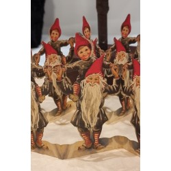 Old Christmas strip, Santas and Christmas girls, h: 13 cm, l: 56 cm.